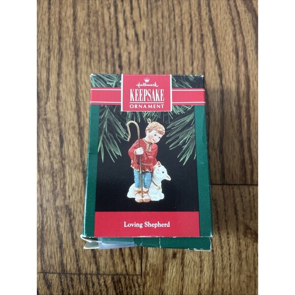 Vintage Hallmark Keepsake 1992 - Loving Shepherd - Ornament MIB - Picture 1 of 2